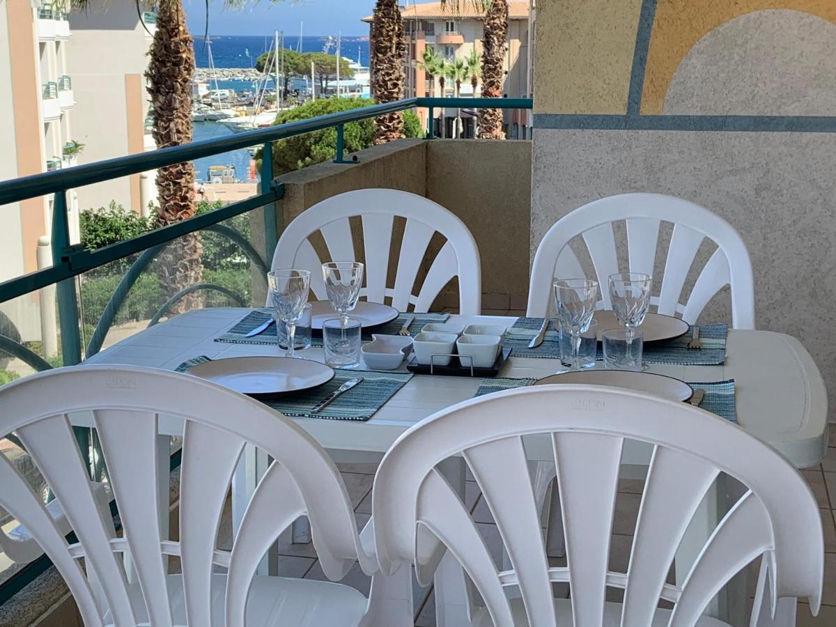 Port Frejus - Le Romanee - Appartement Vue Mer - 2 Chambres Εξωτερικό φωτογραφία